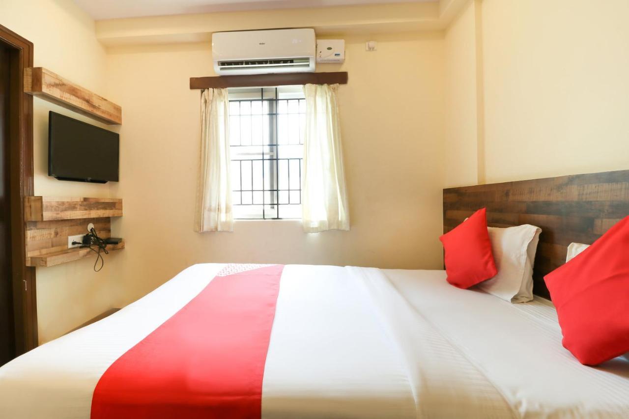 Oyo 36197 Royal Wood Hotel Бангалор Екстериор снимка