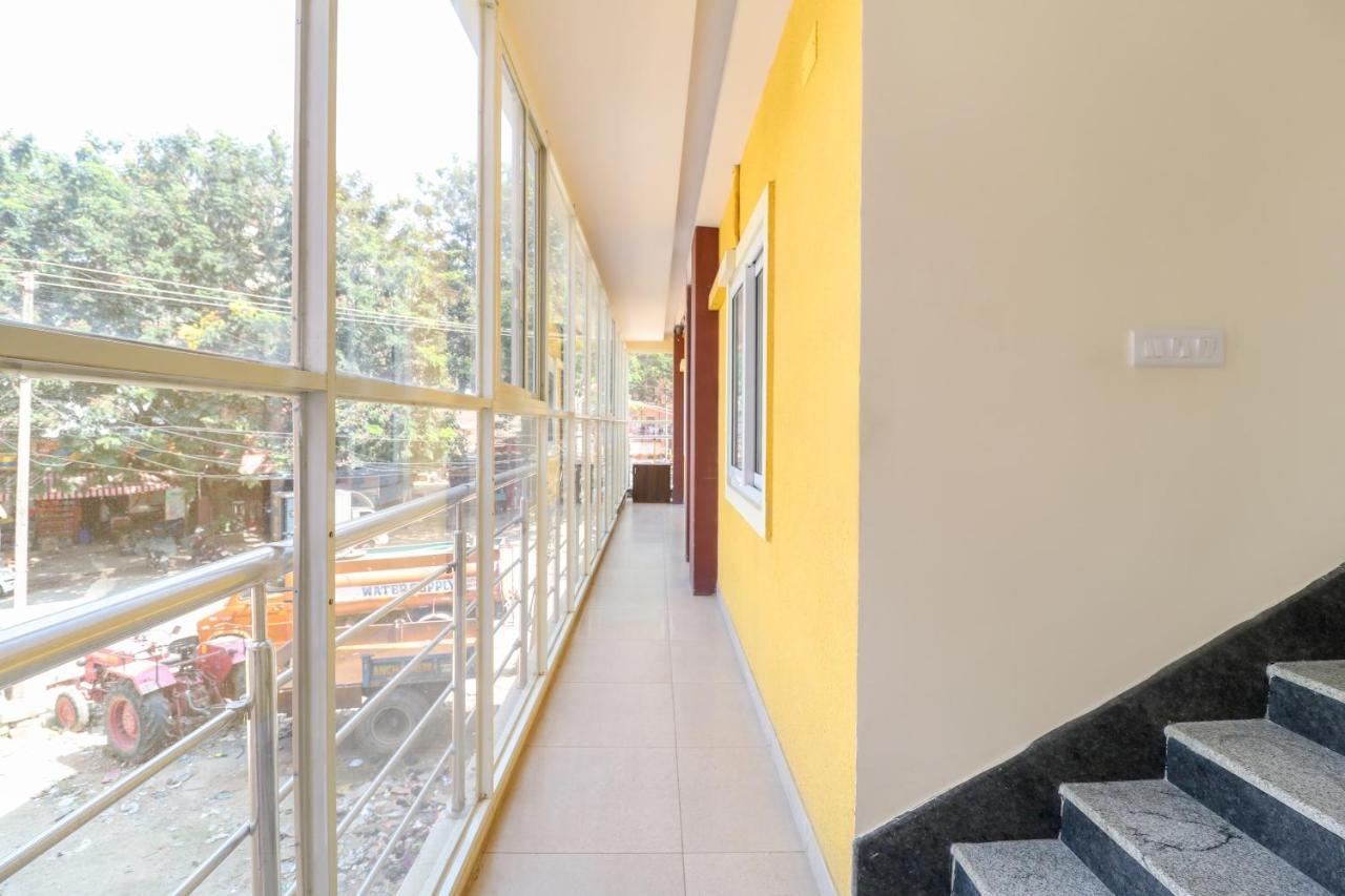 Oyo 36197 Royal Wood Hotel Бангалор Екстериор снимка
