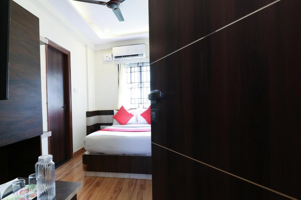 Oyo 36197 Royal Wood Hotel Бангалор Екстериор снимка