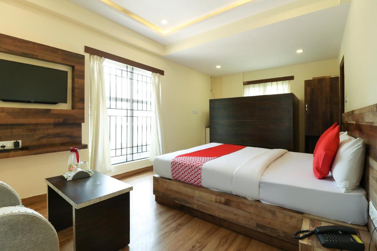Oyo 36197 Royal Wood Hotel Бангалор Екстериор снимка