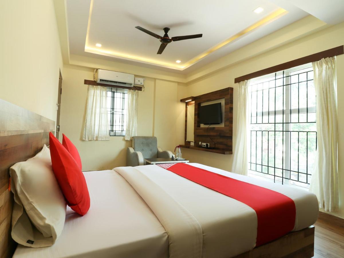 Oyo 36197 Royal Wood Hotel Бангалор Екстериор снимка