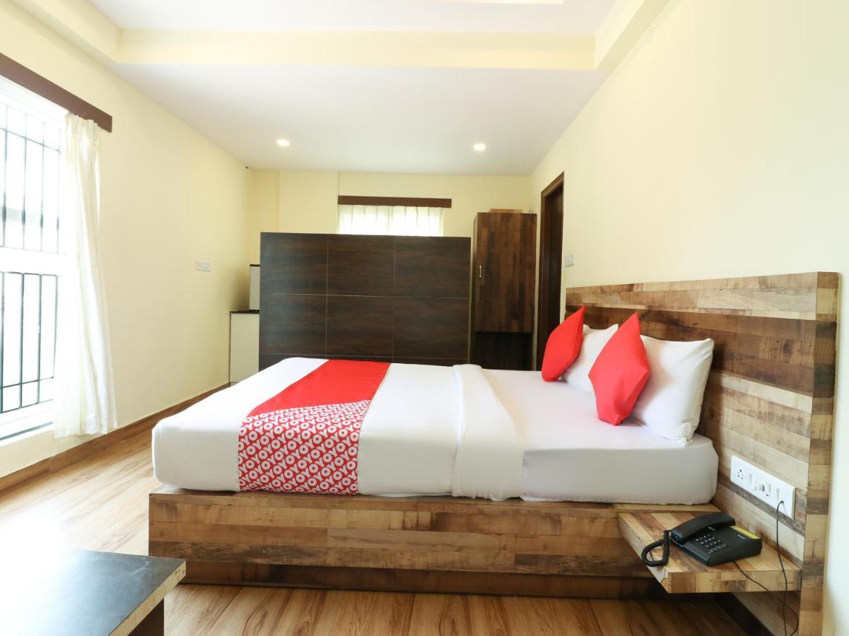 Oyo 36197 Royal Wood Hotel Бангалор Екстериор снимка