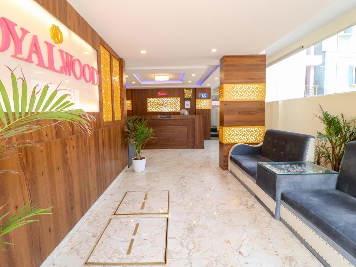 Oyo 36197 Royal Wood Hotel Бангалор Екстериор снимка