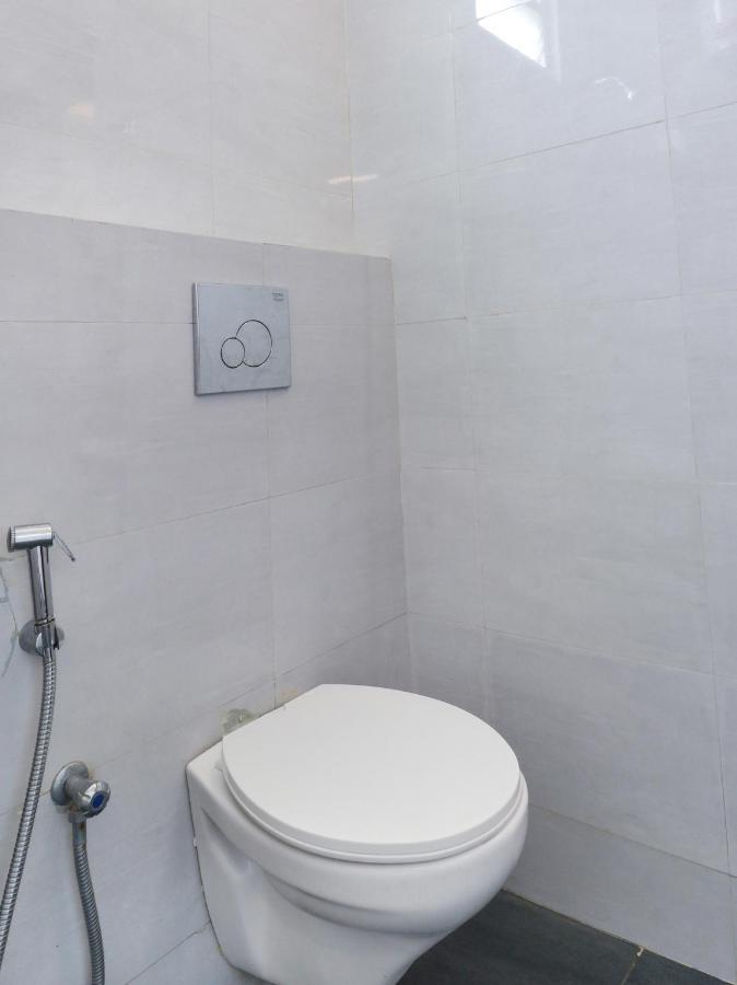 Oyo 36197 Royal Wood Hotel Бангалор Екстериор снимка